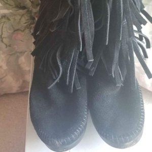 Minnetonka Black Moccasin Boots
